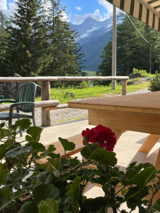 Hotel Gembro Chiesa in Valmalenco Ngoại thất bức ảnh