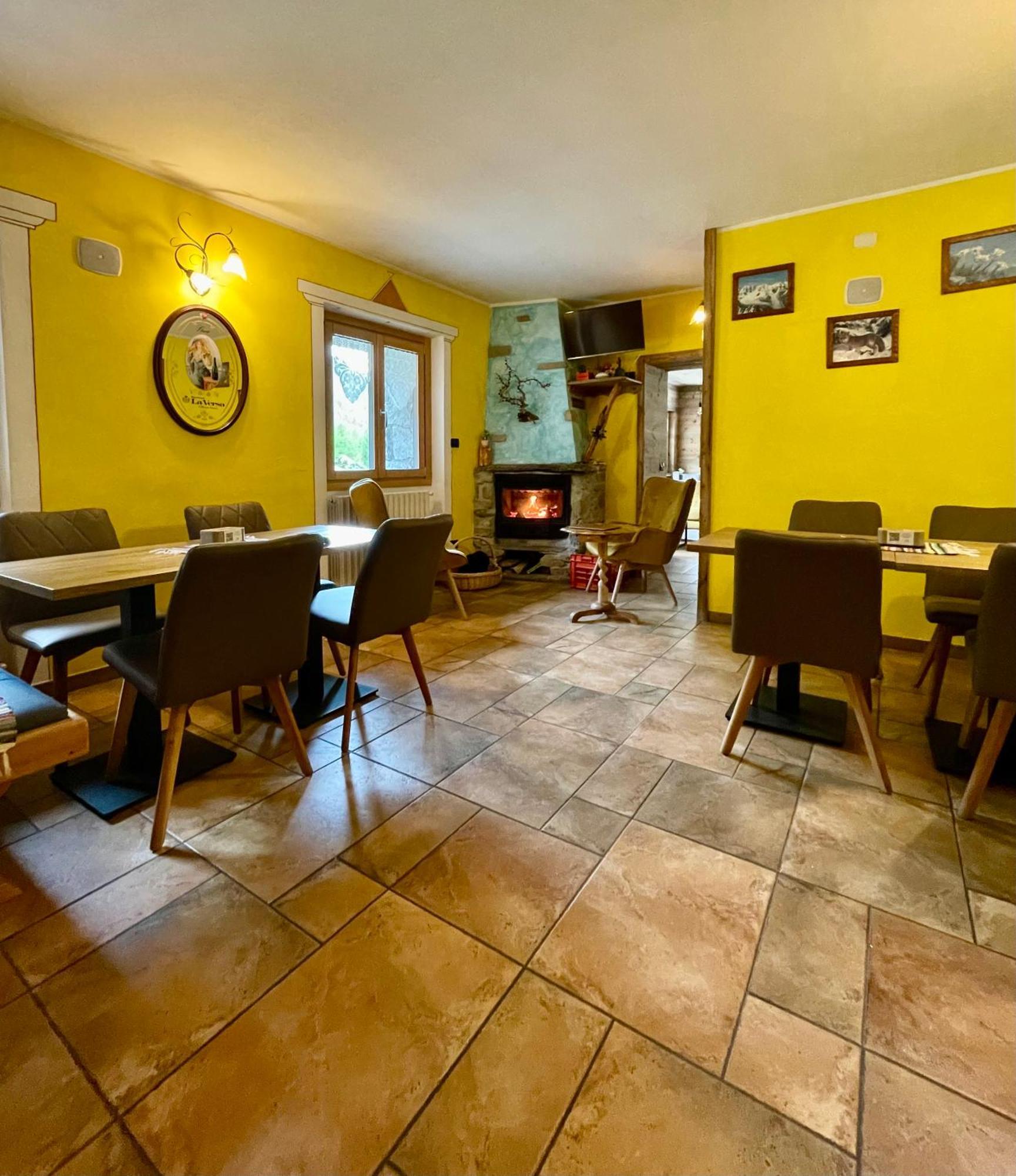 Hotel Gembro Chiesa in Valmalenco Ngoại thất bức ảnh