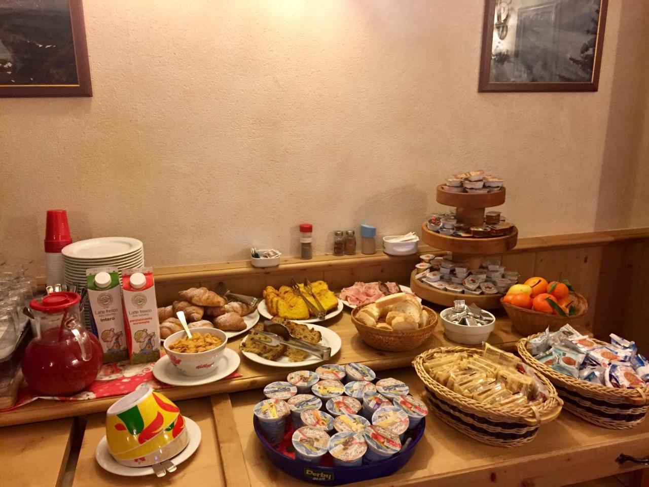 Hotel Gembro Chiesa in Valmalenco Ngoại thất bức ảnh
