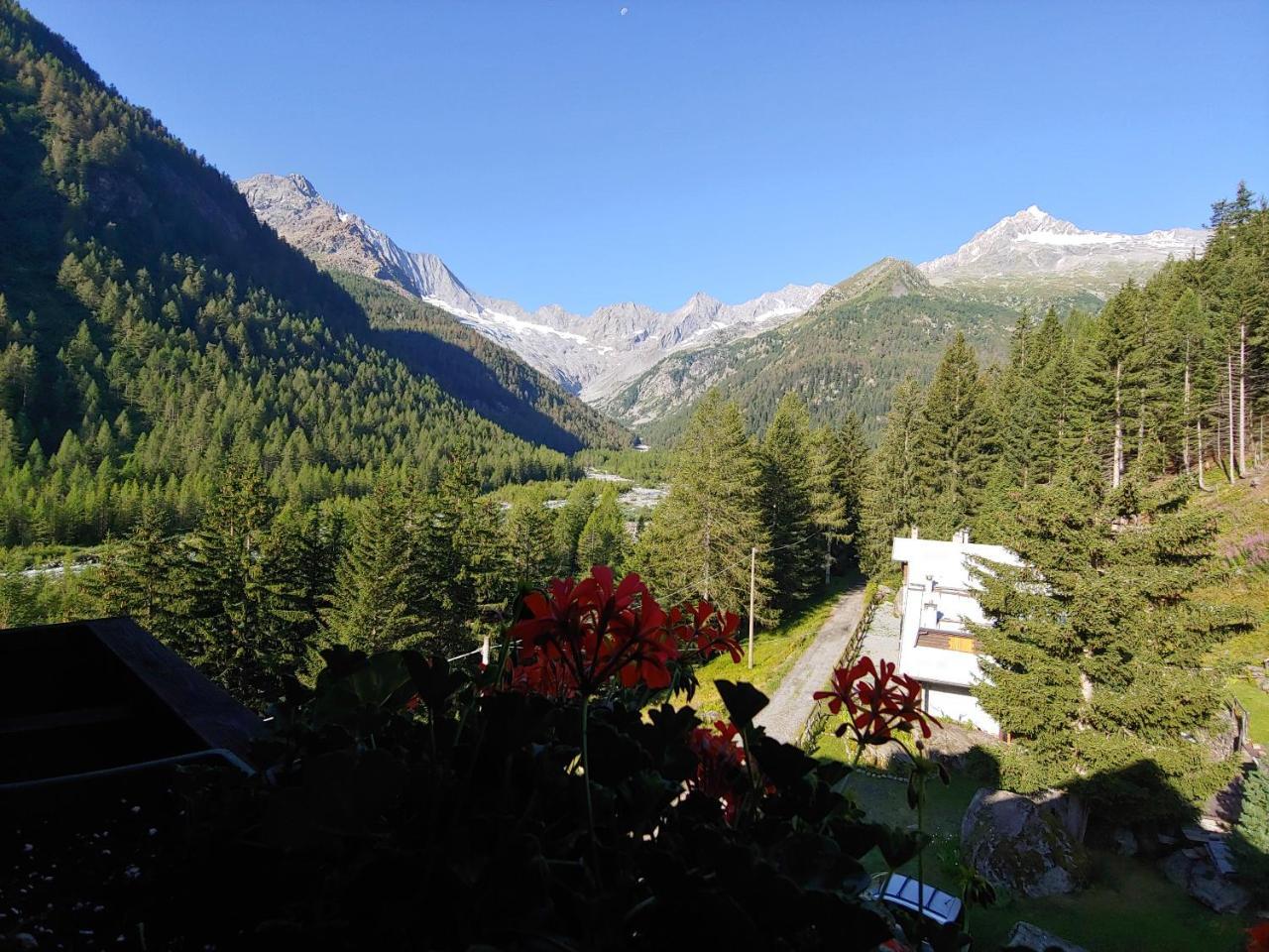 Hotel Gembro Chiesa in Valmalenco Ngoại thất bức ảnh